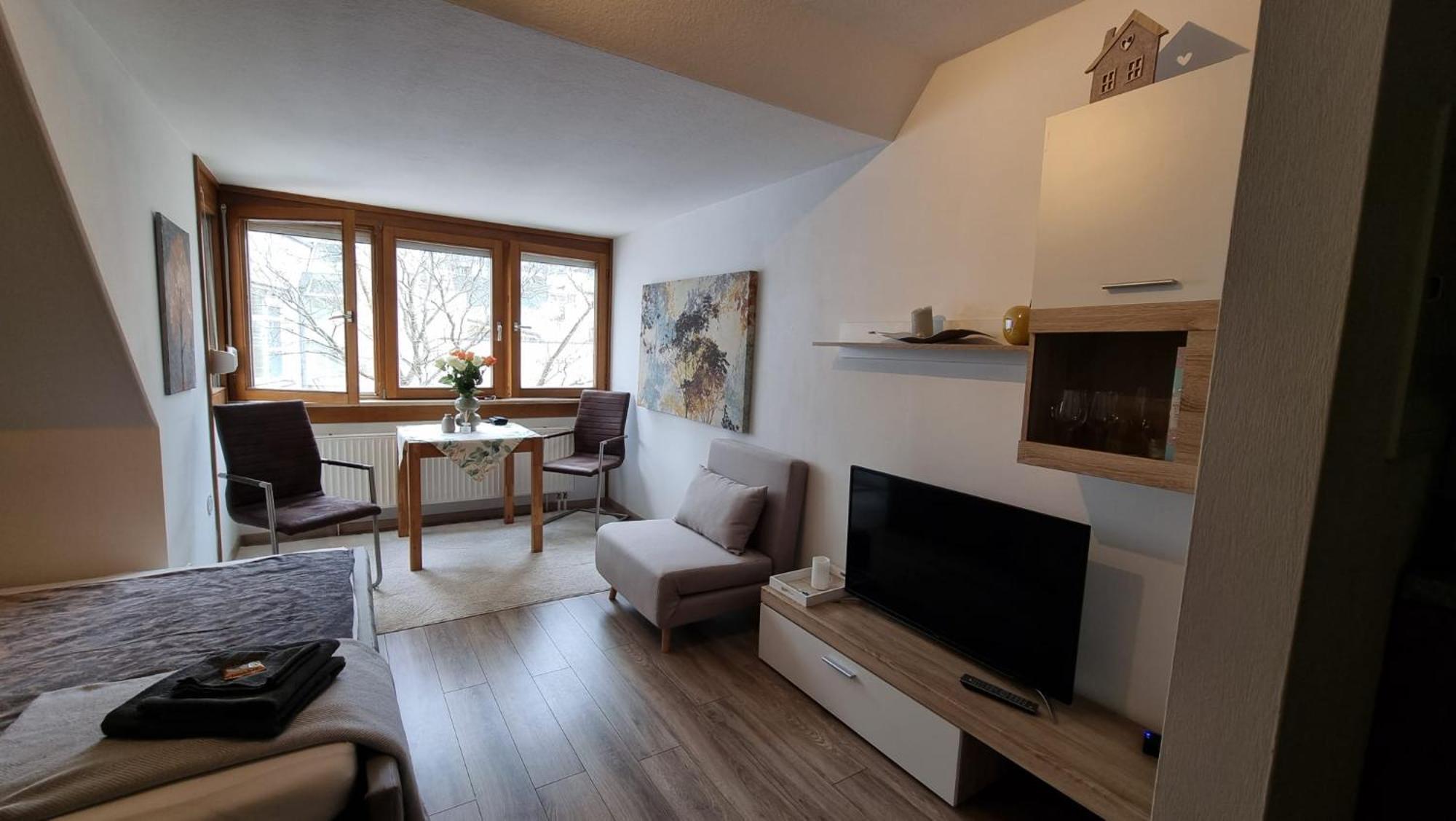 Ferienwohnung "Elsnerstrasse" Neurenberg Buitenkant foto